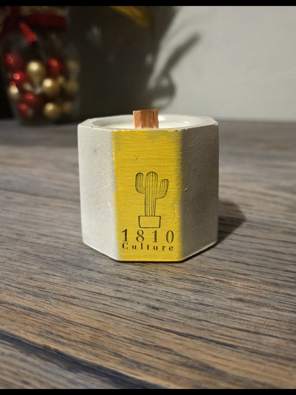 1810_Culture Remedio Casero (Home Remedy) Cement Candle - Picture 2 of 3